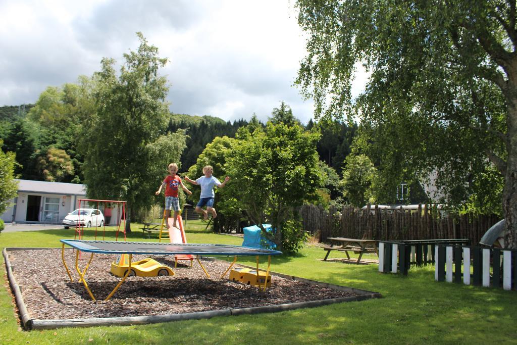 Fairy Springs Motel Rotorua Luaran gambar